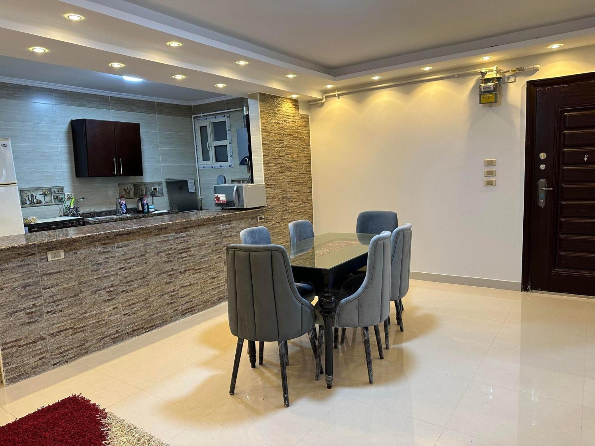 Comfy Luxurious Apartments In Central Location In Mansheyet El Bakry East Kaherah Luaran gambar