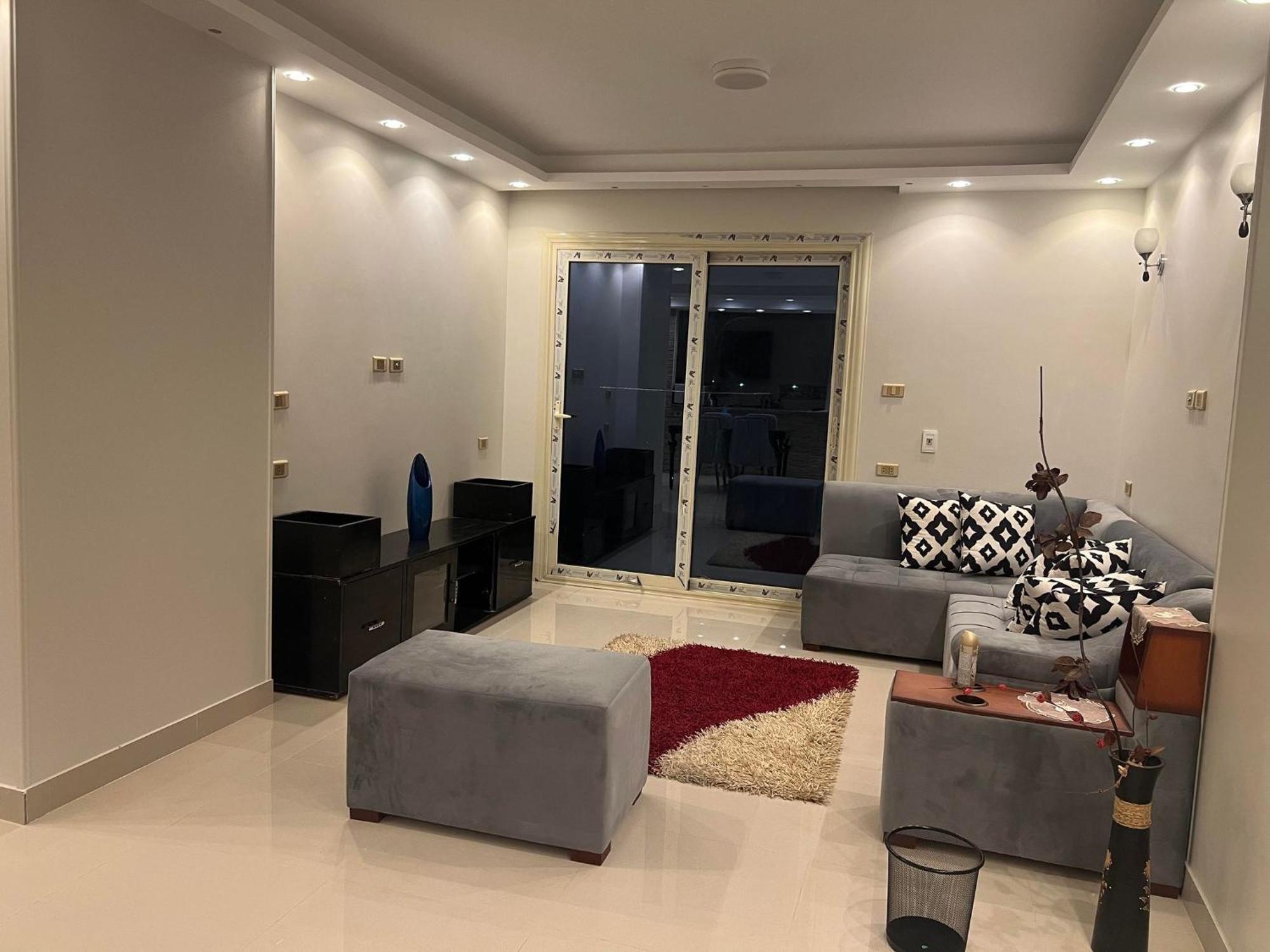 Comfy Luxurious Apartments In Central Location In Mansheyet El Bakry East Kaherah Luaran gambar