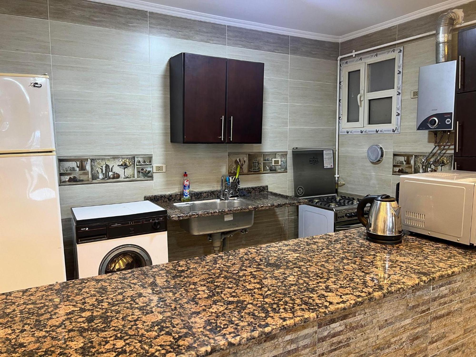Comfy Luxurious Apartments In Central Location In Mansheyet El Bakry East Kaherah Luaran gambar